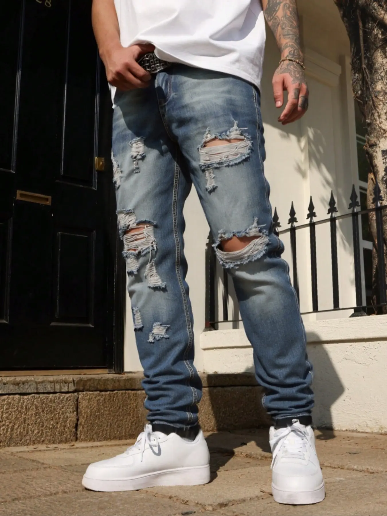 Men's Ripped Distressed Denim Jeans, Slim Fit Fitted Casual Comfy Skinny Pants, Comfortable Tapered Conical Leg Design, Casual Streetwear Fashion, Perfect for Daily Wear