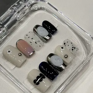 Dream Creation Lunar Echo Short Press on Nail