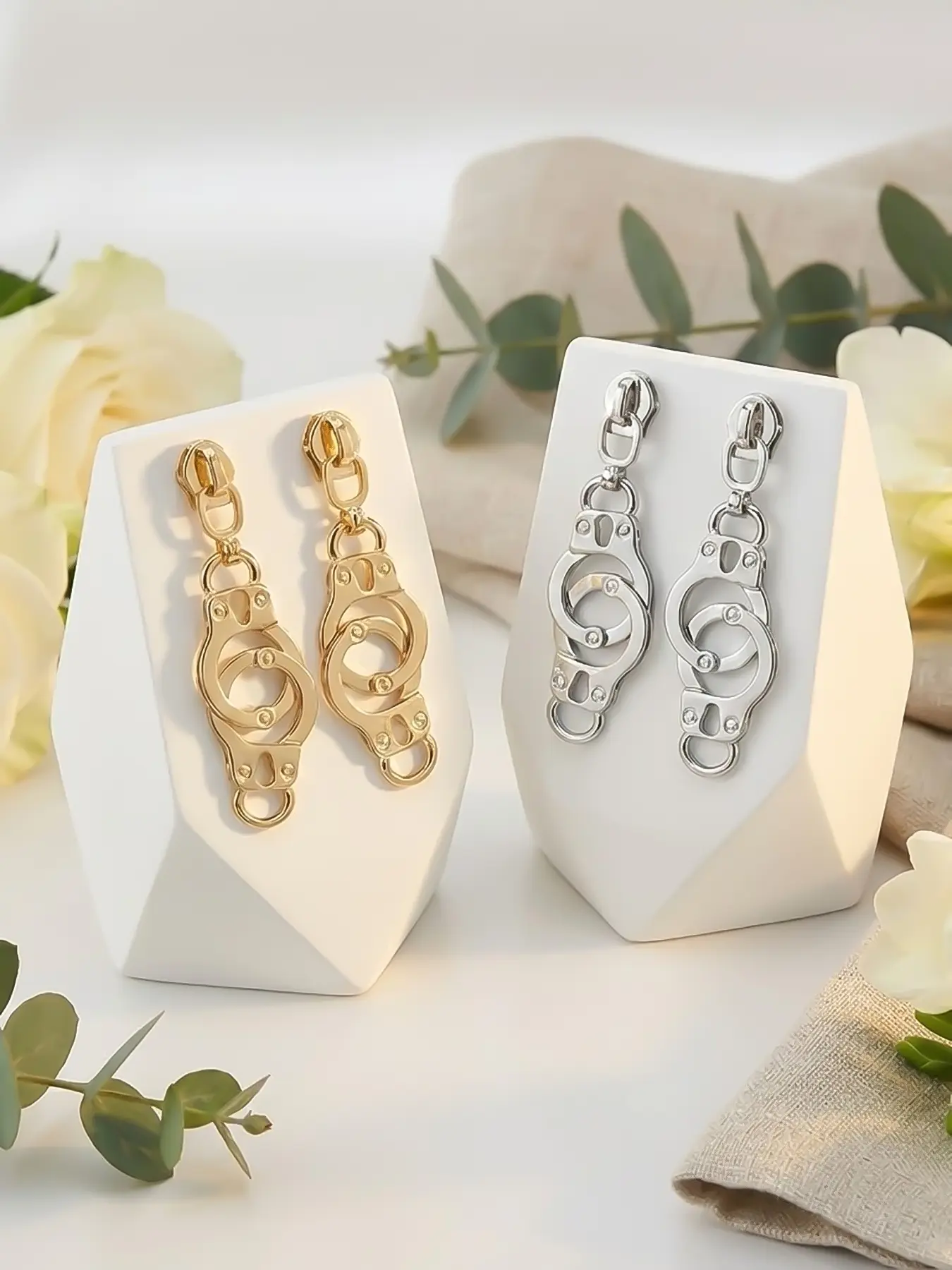 Women's Fashion Earrings, Versatile Earrings, Unique Design Earrings, Y2K Punk Style Creative Zipper Handcuff Design Zinc Alloy Ear Rings, Earrings Studs, Party Music Festival New Year Gift