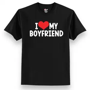 “I love my boyfriend” tee