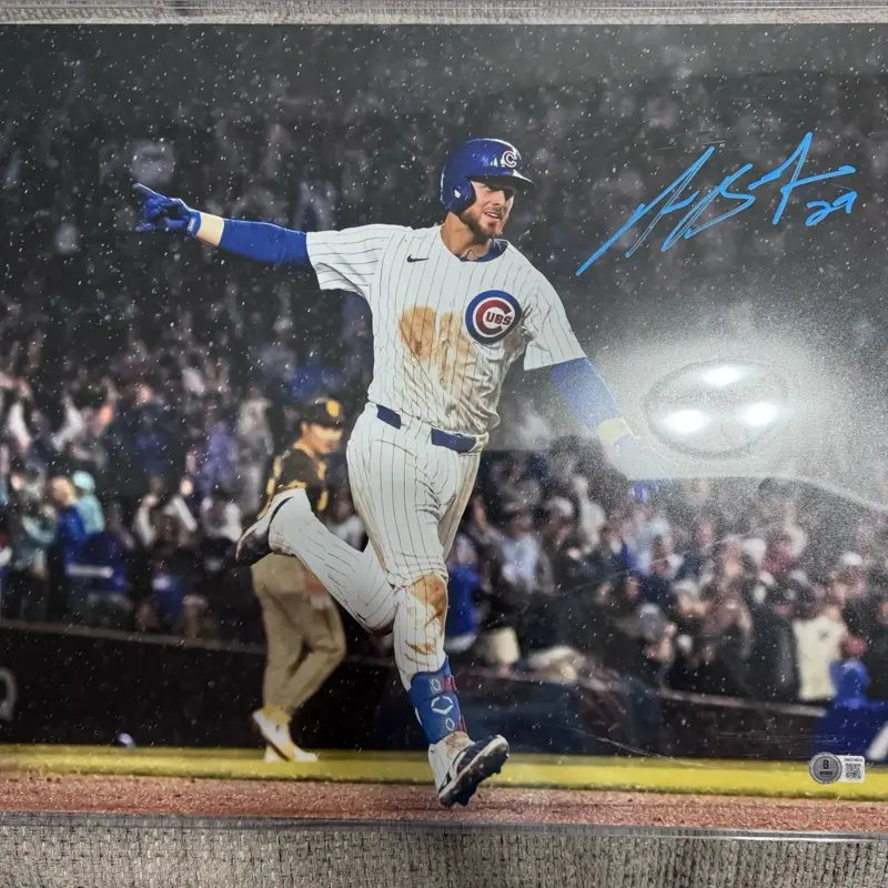 Michael Busch Autographed Chicagol 16x20 Baseball Photo - Beckett