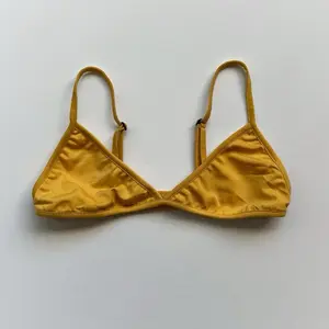 Astor Top - Yellow