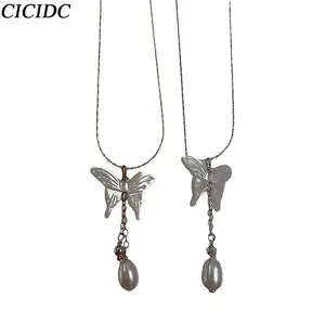 Natural Pearl Butterfly Necklace Retro Light Luxury Fashion Design High end Women's collarbone Chain