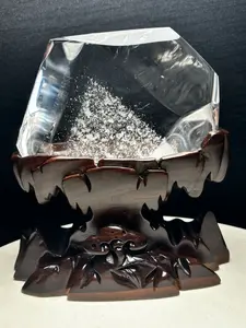 White garden quartz freefrom