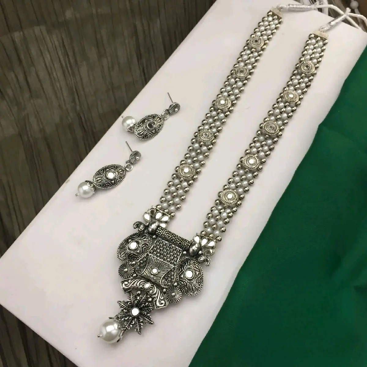Oxidized set