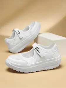 Stylish Women's Charming White Sneakers! Lace Mesh Platform Trainers, Velcro Breathable Casual Shoes, All-Match Footwear for Commuting & Walking