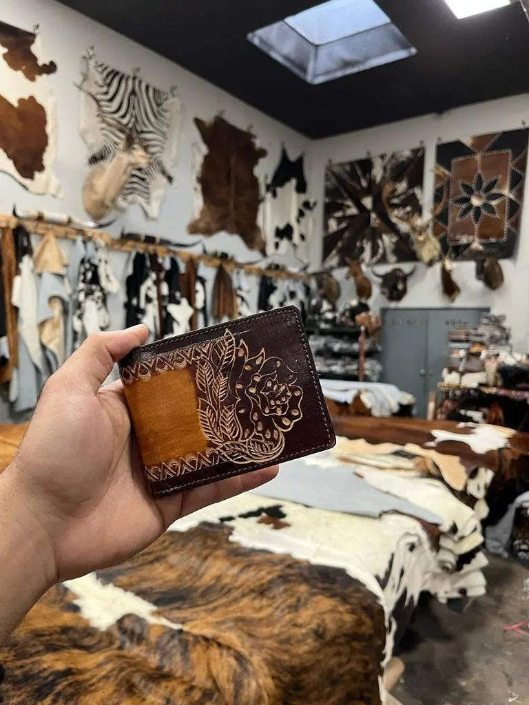 Western Linens - Tooled Leather Mens Wallets