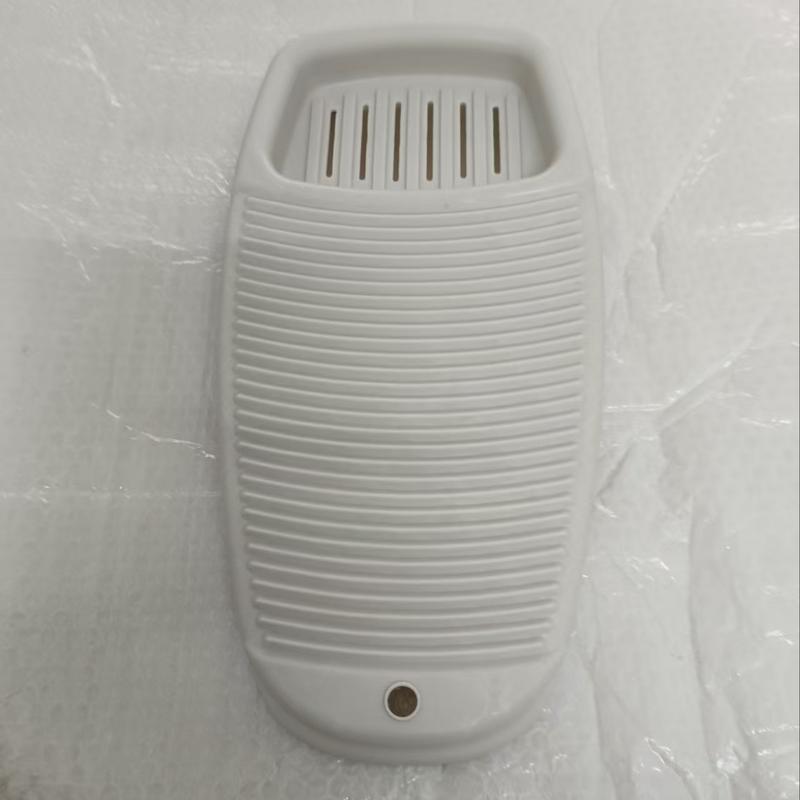 Portable Non-Slip Plastic Washboard with Integrated Soap Holder, Sturdy Manual Laundry Scrub Board for Hand Washing Clothes and Delicates