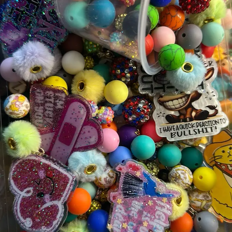 Mystery bead scoop