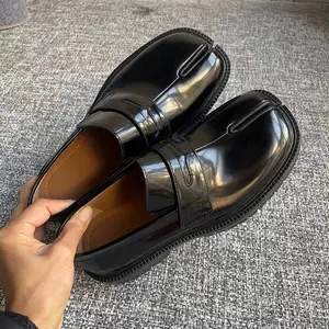Unisex Black Split-Toe Penny Loafers - Platform Slip-On Footwear with Comfortable Chunky Leather Sole for Street Style & Office Commute