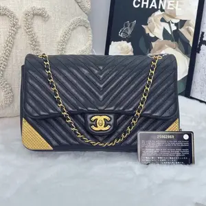 Pre-owned CHANEL Classic Flap Black Chevron Gold Hardware Bag|19606826