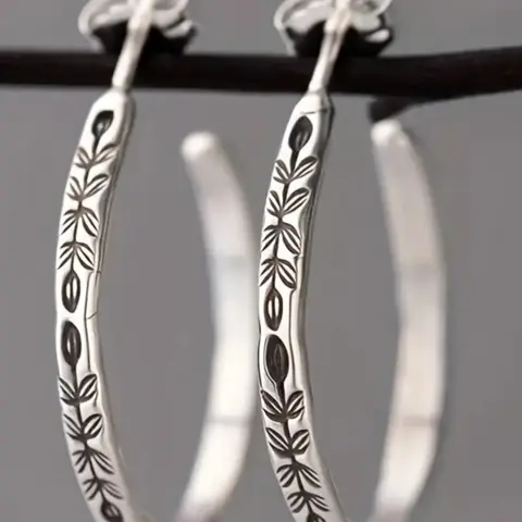 Women's Silver Color Leaf Vein Texture Dangle Earrings, Dangling Earrings, Vintage Unique Pattern Design, Elegant Jewelry for Daily Wear, All Season Wear, Party Ready, Versatile Earrings, Durable Alloy Material, Choking Hazard Safe, Hoop Earrings