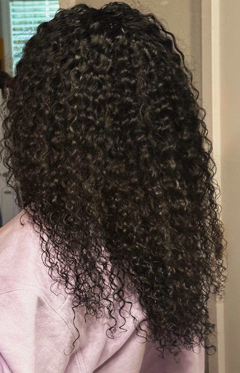 Item: kinky Curly Wig, 20"