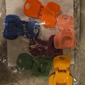 Complete Cover Easy Tab Opener New and Improved 6PK Beverage Barricade 2.0. Drink Can Protector Cap for Soda, Beer, Coke Shields From Bugs, Bees, Dust at the Party, BBQ, Beach Lid