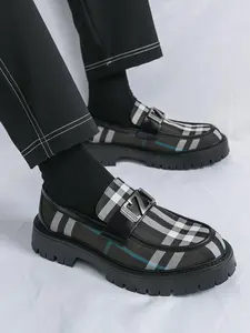 Men's Fashionable Plaid Pattern Slip-on Loafers, Classic Slip On Casual Comfortable Thick Sole Non-slip Loafers, British Style Business Casual Shoes for Daily Wear, Boy