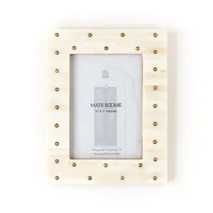 Matr Boomie Mukhendu Frame Stud 5 x 7