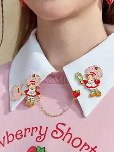 Strawberry Shortcake X SHEIN 3pcs/Set Cute Cartoon Character And Strawberry Pattern Brooch