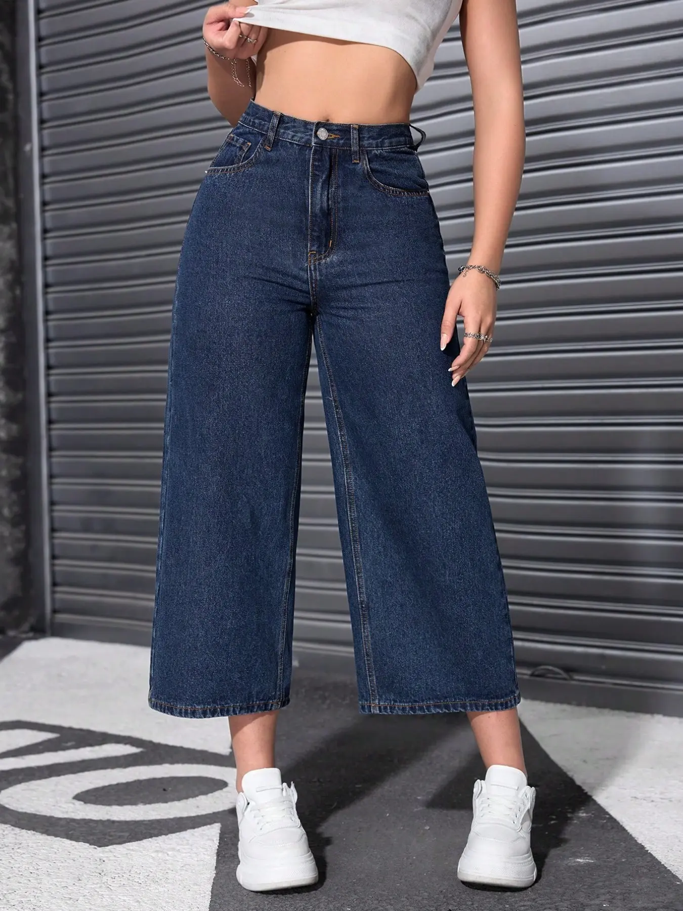 Women's Casual Loose Fit Seven-Eleven Straight Leg Denim Jeans, Dark Wash Deep Blue Slimming Hips Pear Shape, Comfortable Daily Fashion, Trendy Versatile