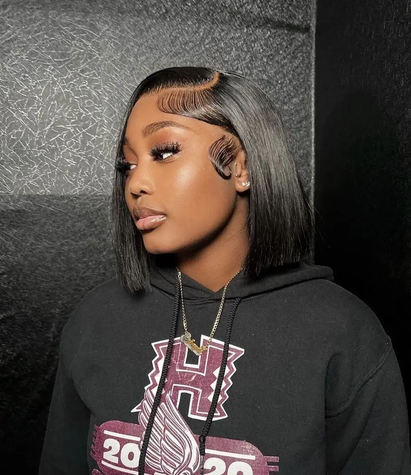 Bob wig straight full frontal transparent 200% density Bob wig straight full frontal transparent 200% density