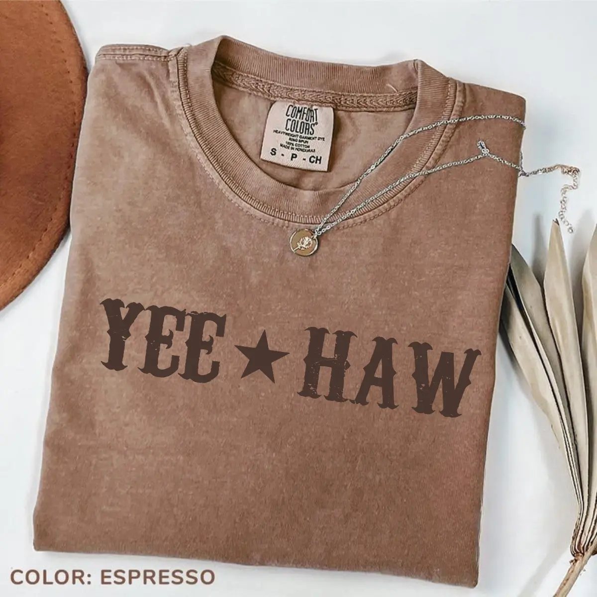 Comfort Colors Yee Haw T-shirt, Howdy Shirt, Cowgirl,Western Cowgirl Tee, Vintage Yeehaw Shirt, Graphic Yeehaw Tee, Western Clothing