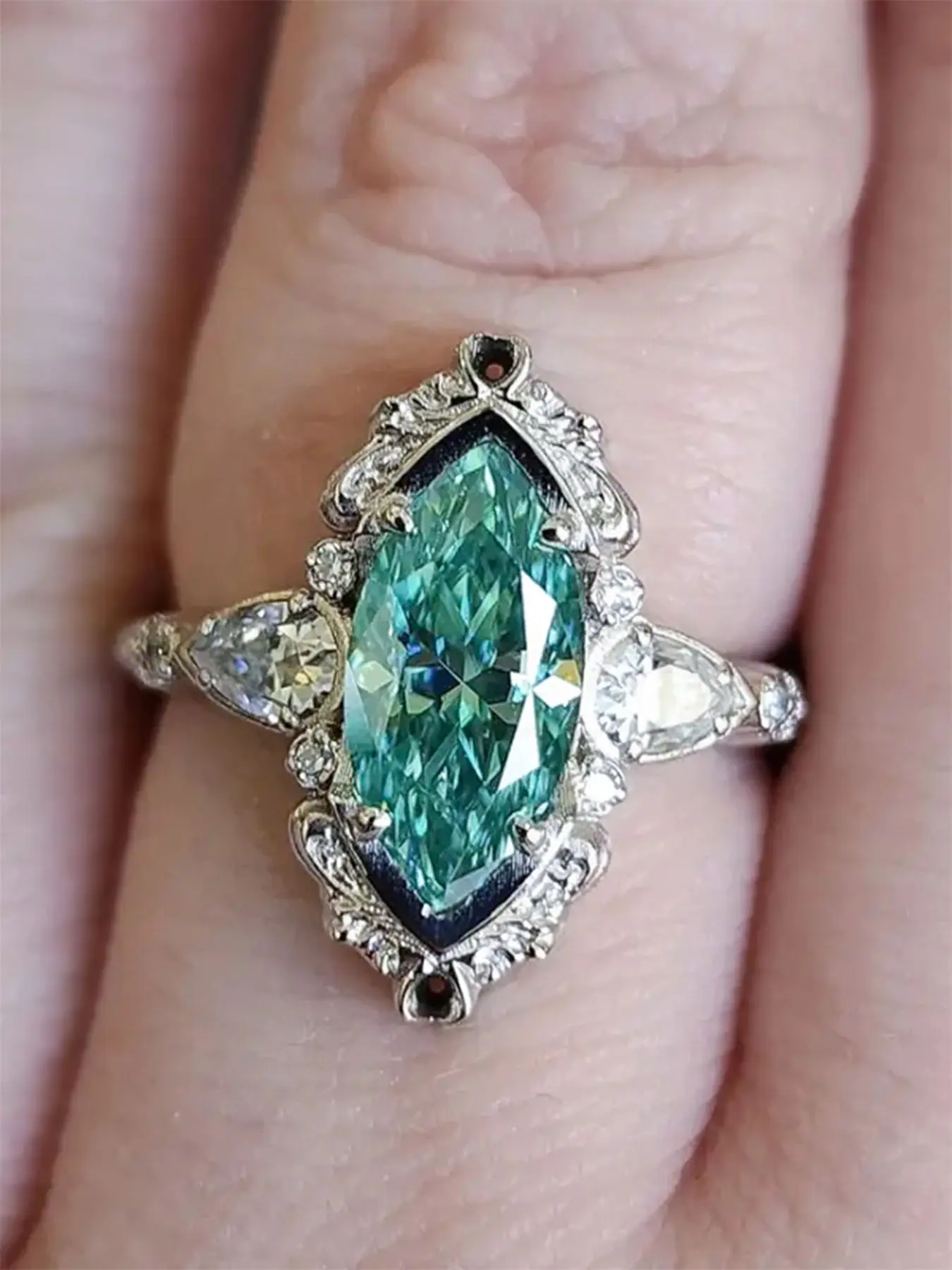 1 PC Romantic Cubic Zirconia Ring For Women For Women Teardrop Bridal Rings For Wedding Engagement Party Jewelry Valentine's Day Gift