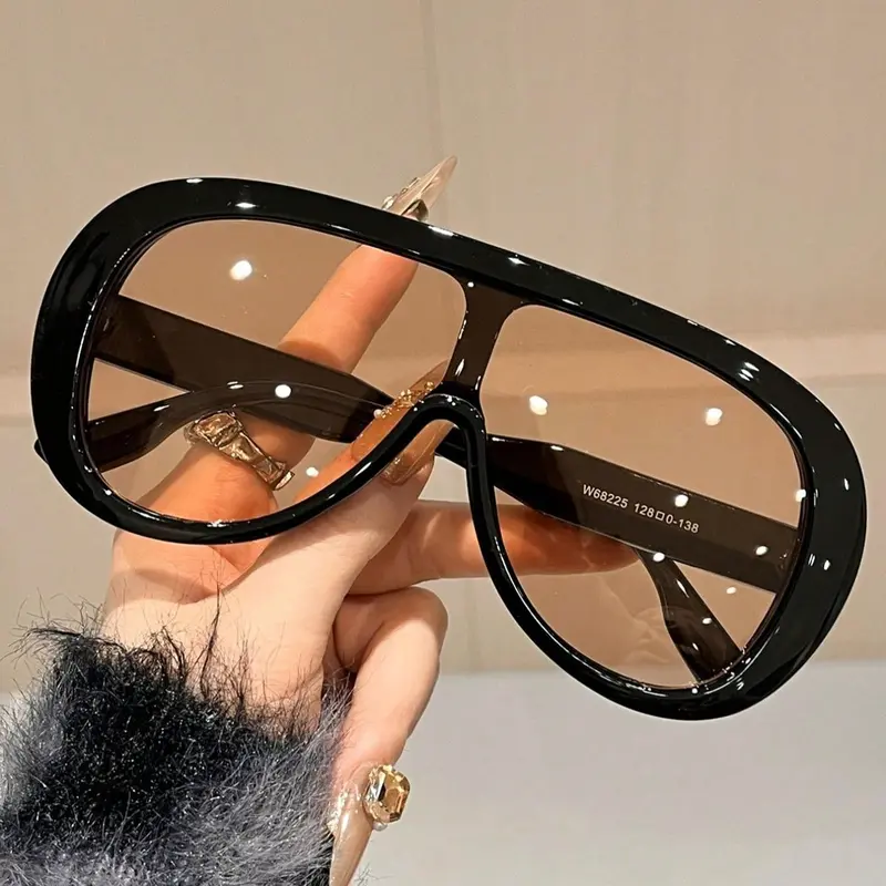 Women's Oversized Pilot Frame Fashion Sunglasses, Modern Style, Fashionable Sunglasses, Suitable for Various Face Shapes, Outdoor Activities, Driving, Fishing, Daily Wear, Aviator Shades, Trendy Frames Sunglasses, Summer Trendy Sunglasses