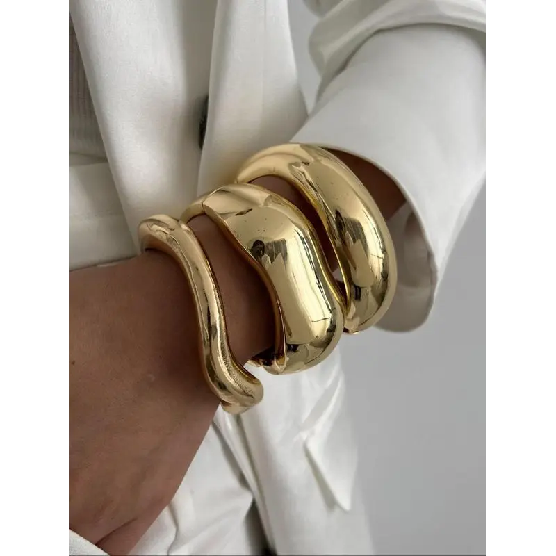 Women's Textured Zinc Alloy Cuff Bangle - Adjustable Open Metal Jewelry, One Size Fits All, for Party & Daily Wear, Versatile Female Gifting Accessory