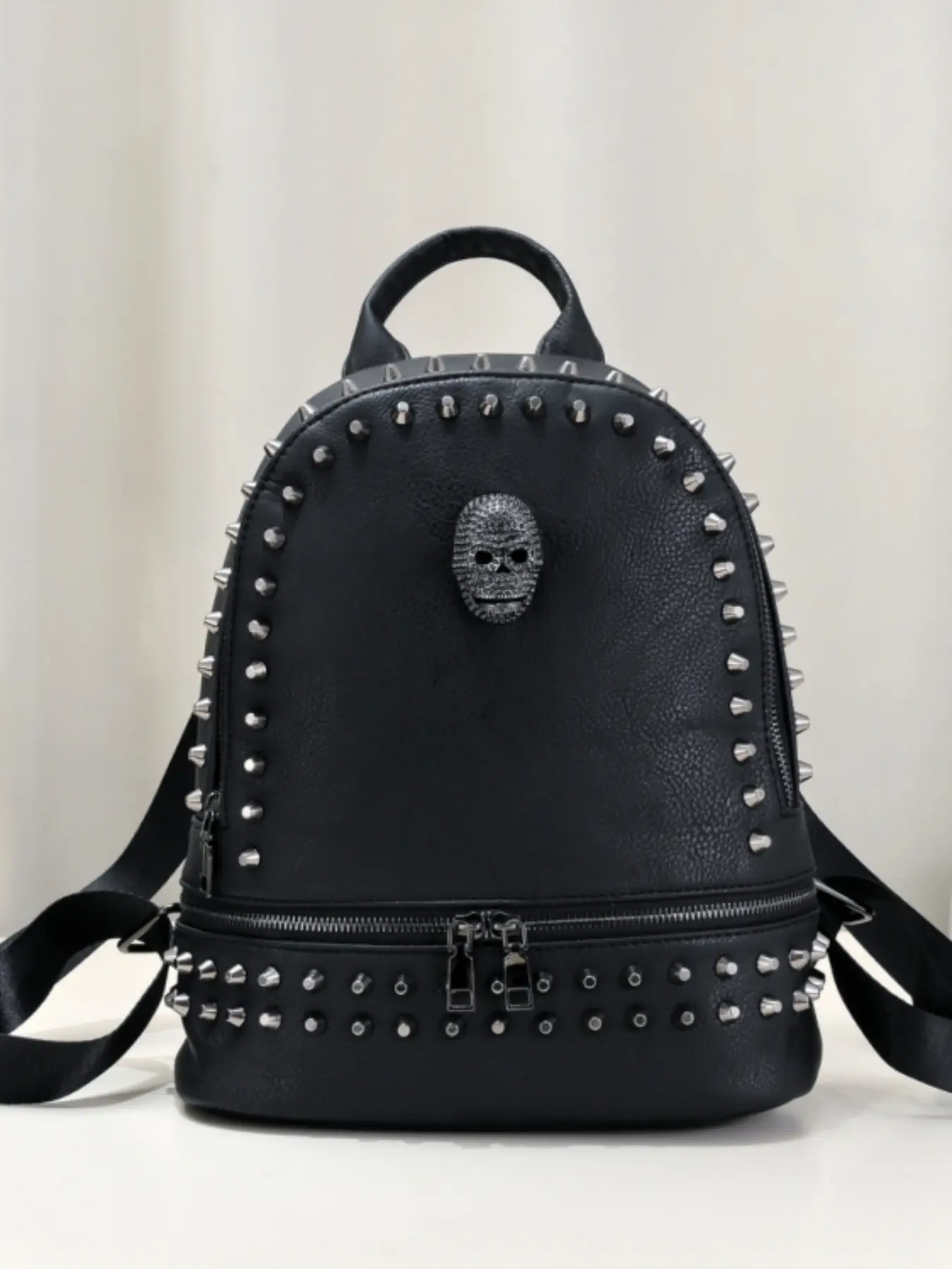 European and American Fashion Backpack, Skull Head Rivet Decoration, Large Capacity, Travel, Shopping, Party, PU Leather, Preppy Style, Trendy Backpack, Backpack For Travel