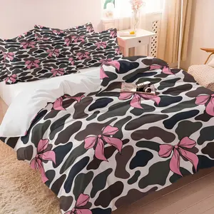 Camo & Pink Bow Print 3-Piece Duvet Cover Set, Ultra-Soft Microfiber Bedding with 1/2 Pillowcases (No Insert), Coquette Street Style Bedding for Bedroom Dorm Decor