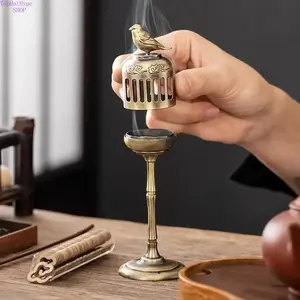 Creative Alloy Magpie Incense Burner, Small Auspicious Cloud Sandalwood Aromatherapy Sve for Home and Tea Room Decor, Incense Burner, Tea Room Decor Perfume Scented Fragrance Metal oil diffuser