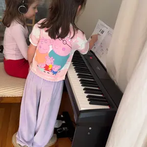 STRICH 88 Keys Weighted Keyboard with Sustain Pedal, Hammer-Action Digital Piano, 2x15W Built-In Speakers, Full-size Electric Piano Keyboard Supports USB-MIDI/Wireless Connect, SDP-120