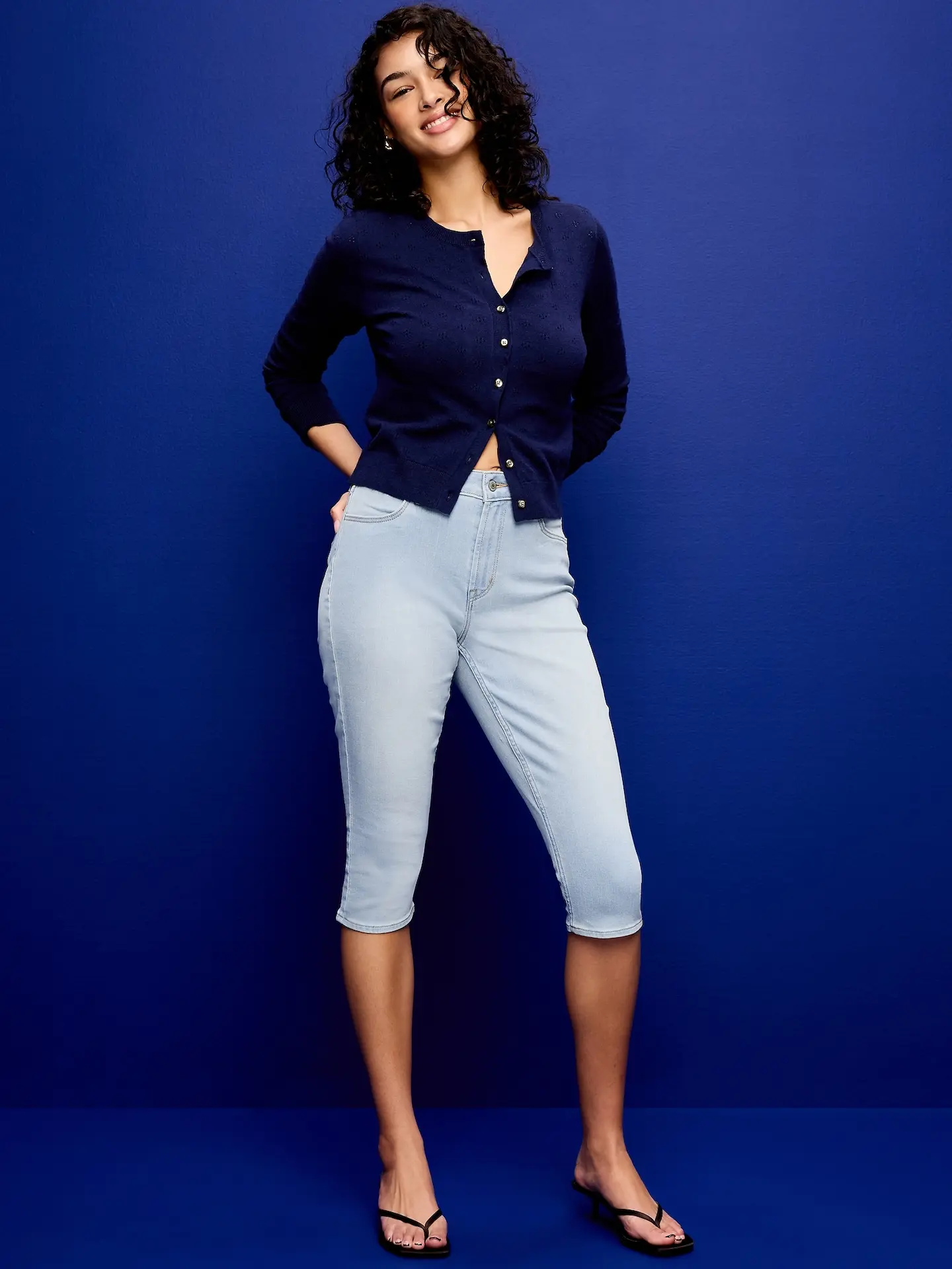 Old Navy Women's High-Waisted Wow Capri Jeans