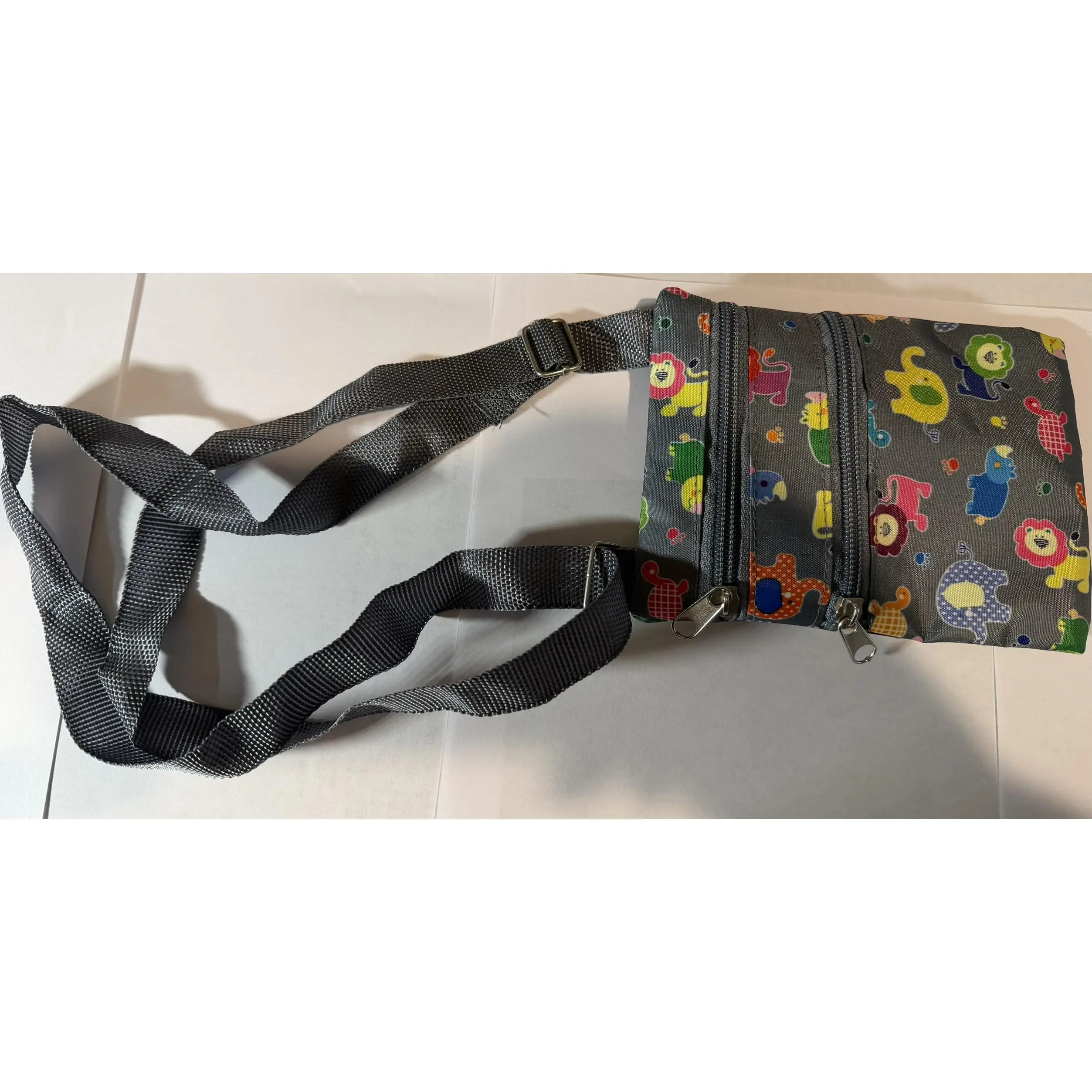 Small Crossbody Bag with 2 Zippers 4wx6l - Perfect for Everyday Use
