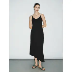 URBAN REVIVO Women's Polyester Asymmetric Hem Spaghetti Strap Sleeveless Cami Slip Maxi Skirt, 2026 Spring New Arrival, Basic Minimalist Skinny Casual Wear, Black Floor-Length Skirt, UWG740213, Womenswear