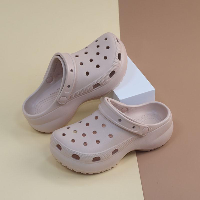 Women's Chunky Platform Hole Shoes - 4 Versatile Shades for Women, Ideal for All-Season Styling & DIY Charms