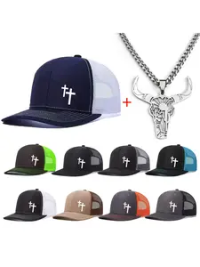 Unisex Baseball Cap & Bull Head Necklace Set, Fashion Matching Hat, Casual Fitted Design, All-Season Wear, Random Print Pattern, Ideal for Men & Women