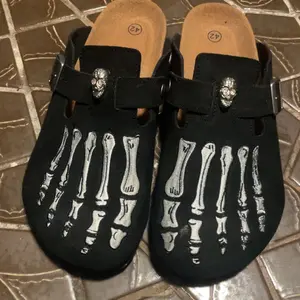 Men's Clogs muller shoes Classic Clogs Halloween Bone Sandals Half Slipper, Cowhide Leather Upper, Rubber Sole, Casual Style, Round Toe, All Seasons Footwear