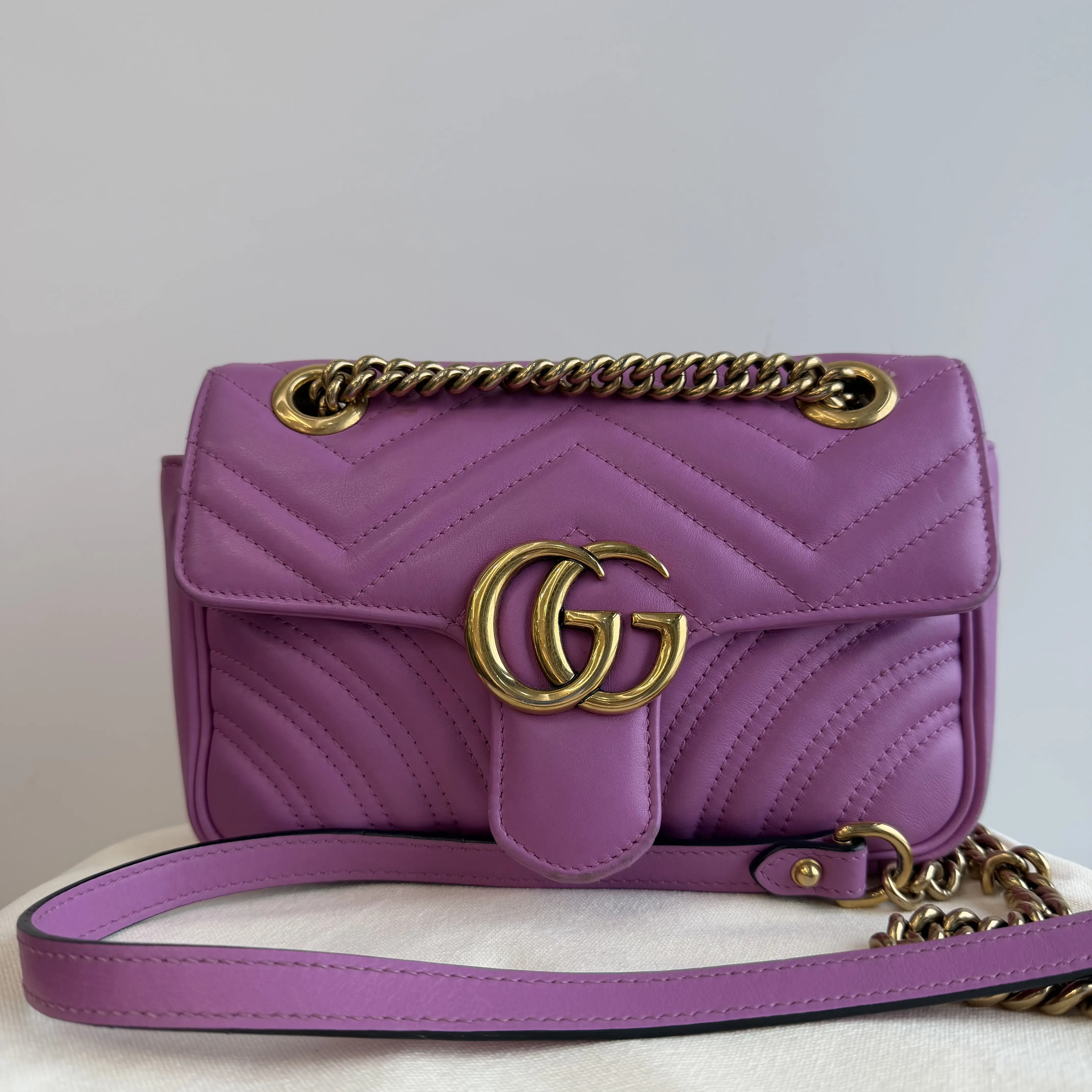 Pre-owned GUCCI Marmont lavender purple chevron quilted leather chain bag, gold double G