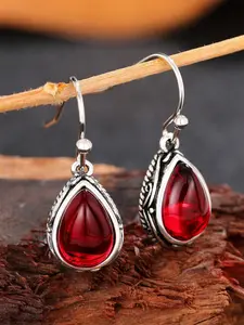A pair of gorgeous artificial zircon earrings, women's accessories for weddings, engagements, anniversaries and parties, Valentine's Day gifts for girlfriends, wives and mothers
