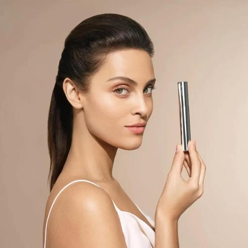 Nu Colour Curl & Lash Mascara with Curved Brush for Long-Lasting Cur