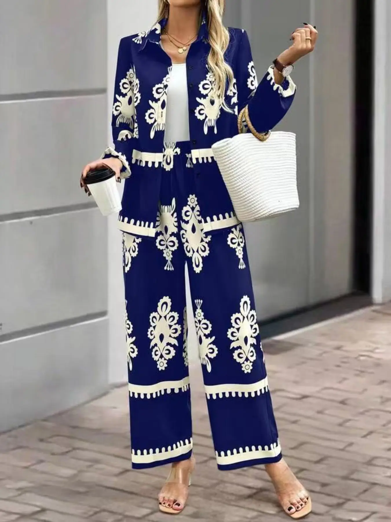Women's Casual Loungewear Set for Parties and Outings, Fitted Geometric Design, Ideal for Fall and Winter