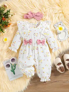 Baby girl, sweet and fresh breeze, small floral pattern, pink bow decoration, round neck, long sleeves, ruffled fly sleeves, ruffled hem pants, back buckle, one-piece hoodie design, daily wear, photography, spring and autumn baby clothes