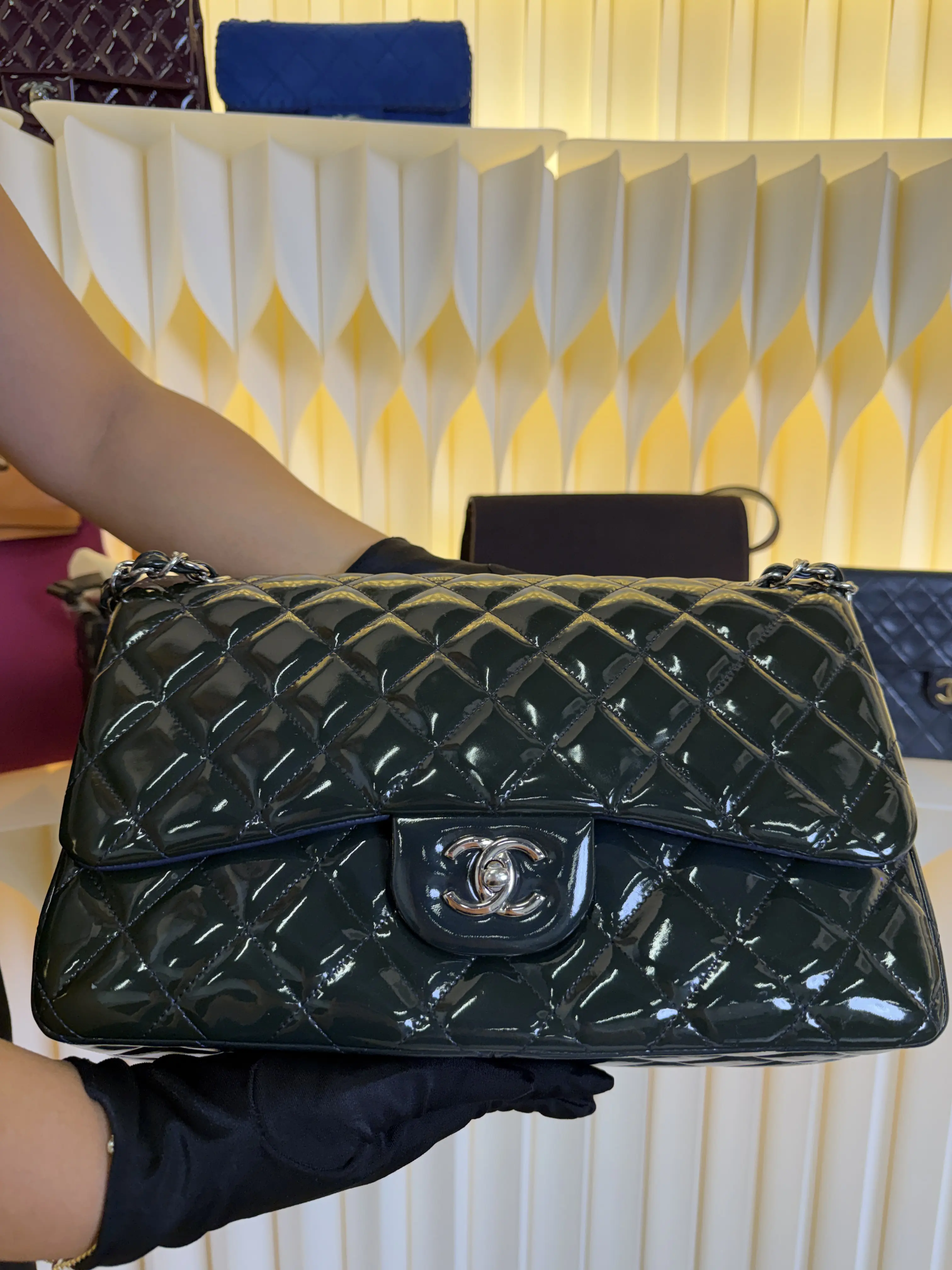 Pre-owned CHANEL Classic Patent Jumbo Double Flap Bag green