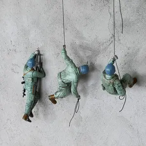 GUTE Climbing Man Wall Art, Soldiers Scaling Wall | Set of 3 | Military & Army Modern Room Wall Art Decor Climber Sculpture - Decoration Statue Home & Office Veteran, Ak47, AR15, Gun