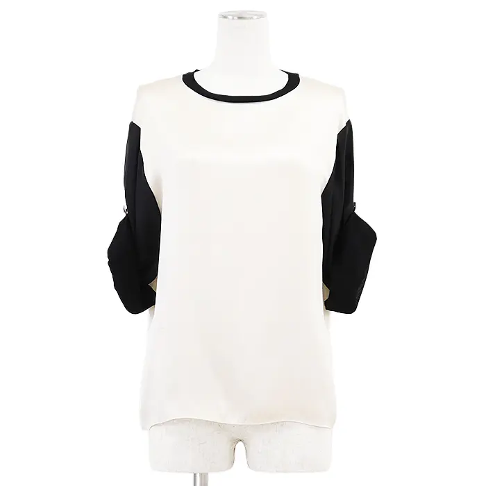 Pre-owned CHANEL Others Small Leather Goods P63168 100% Silk Blouse