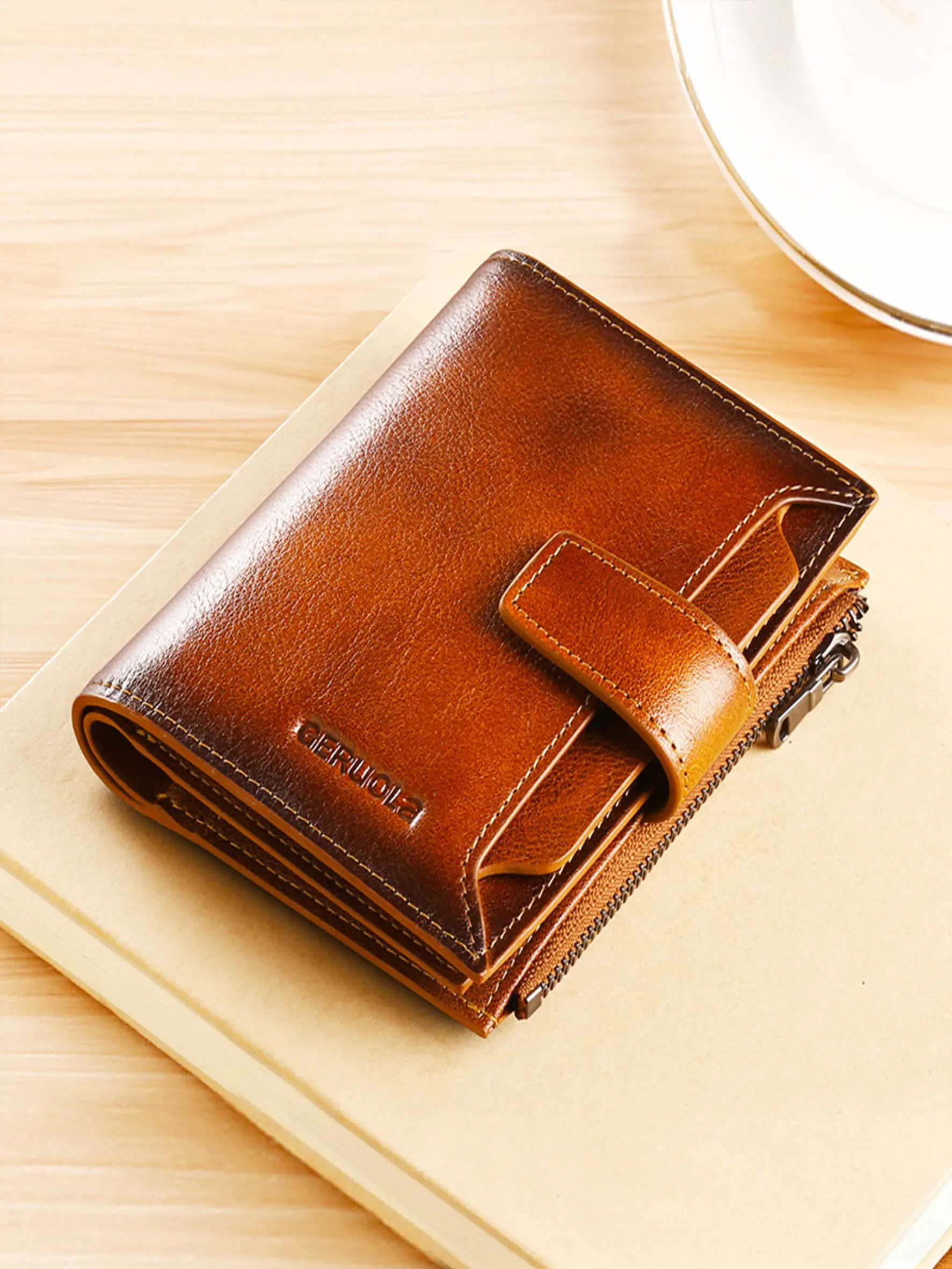 Men's Short Wallet New Vintage Genuine Leather Multi-Card Holder Large Capacity Small Size Driver's License RFID Blocking Rfid Theft Proof Credit Card Case Credit Card Organizer Credit Cards Holder
