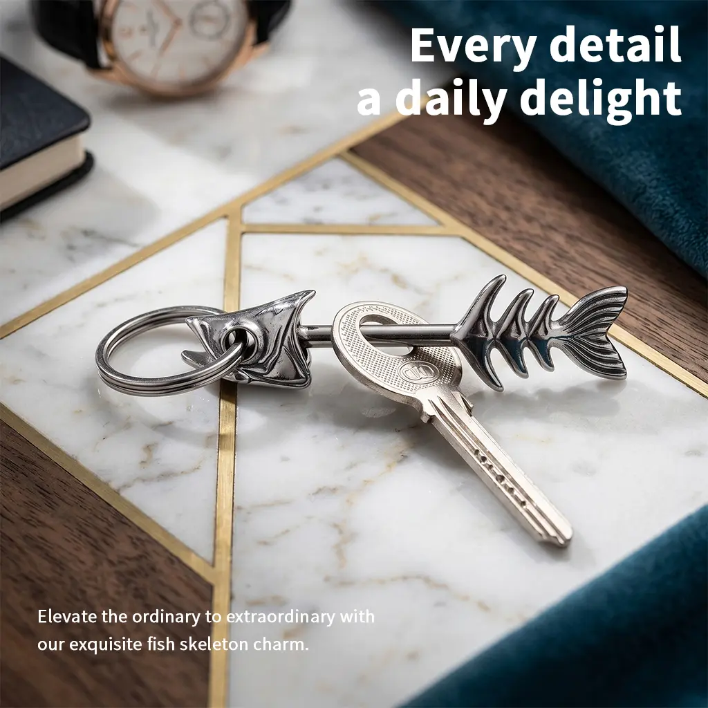 ： Fish Skeleton Keychain for Men Women Cool Detachable Silver Fish Bone Key Ring Charm Funny Edgy Y2K Aesthetic Bag Pendant Everyday Carry EDC Gear Unique Statement Creative Birthday Gift for Boyfriend