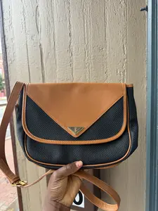 Pre-owned YSL Leather Shoulder Bags bag shoulder bag