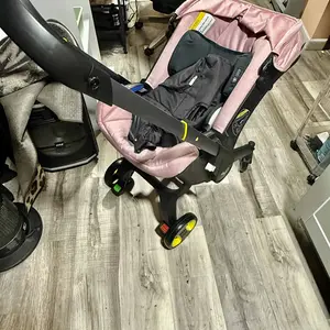 Baby Stroller with Free Bag ,Newborn Stroller,Foldable Stroller Legs,Equipped with Chest Clip,One-Click Contraction Function,Alloy Metal Material,4-wheel Travel Toddler Stroller