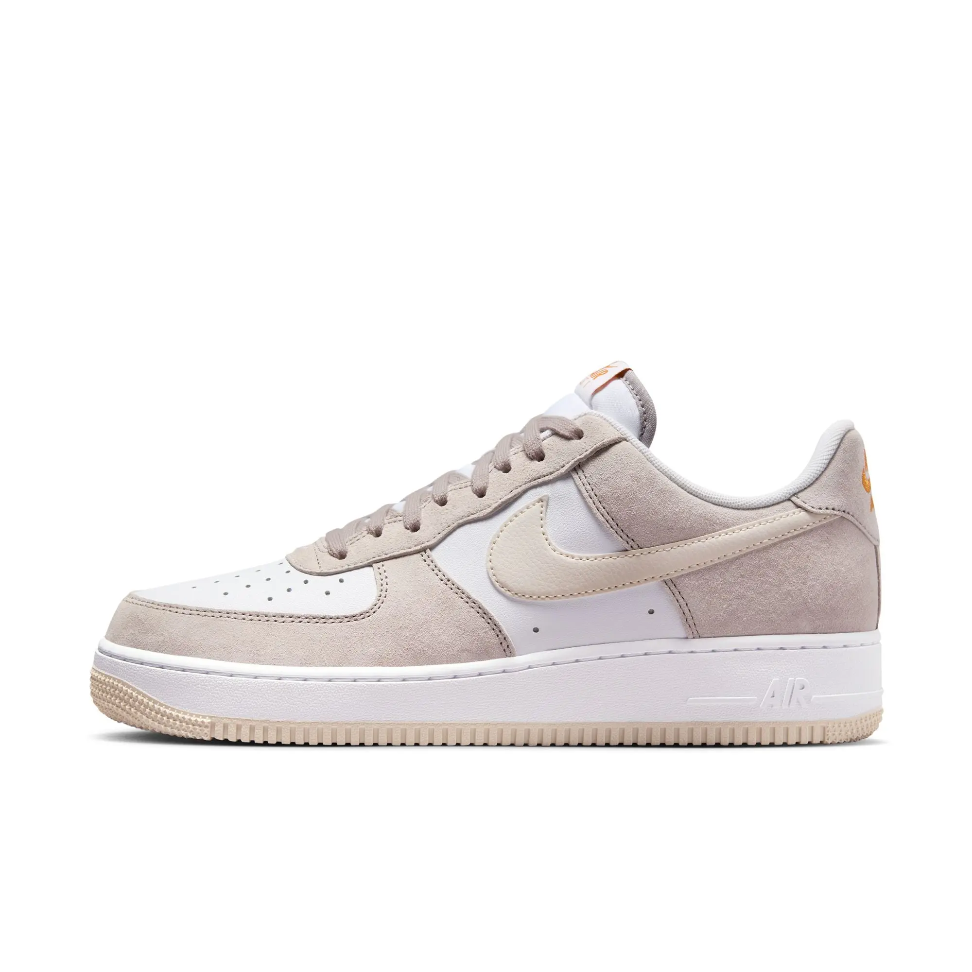 NIKE Air Force 1 '07 Men's Genuine Leather Basketball Shoes, Comfortable Perforated Hoops Shoes for On-Court Performance (IB3080-001), Fashionable Sports Shoes